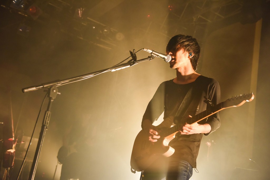 Tk from と し て. Ling Tosite Sigure Тору Китадзима. Toru Kitajima. Tk from Ling Tosite Sigure. Tk from Ling Tosite Sigure барабанщик.