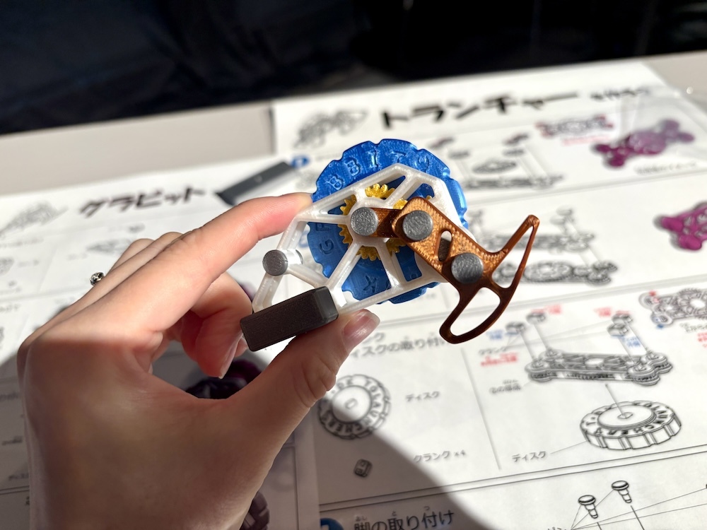 ワークショップ「T・DKのトラとウサギの足の仕組みを作ってみよう！」