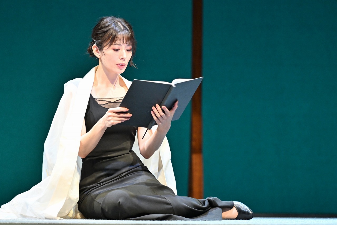 舞羽美海 　　　カメラマン：山副圭吾　　(C)2023 ArtistJapan 