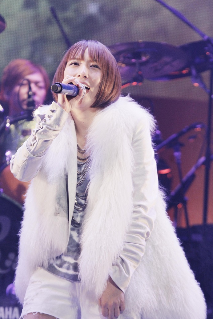 藍井エイル
