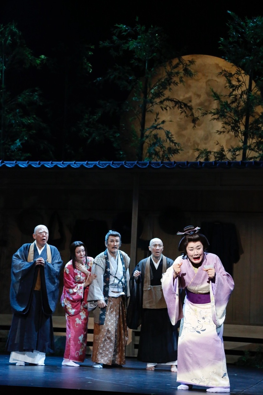 前回公演の舞台写真 (C)ホリプロ