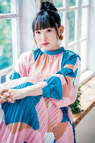 声優・南條愛乃の2020年度カレンダーから掲載カットを公開　「念願だった牧場で撮影が出来ました」