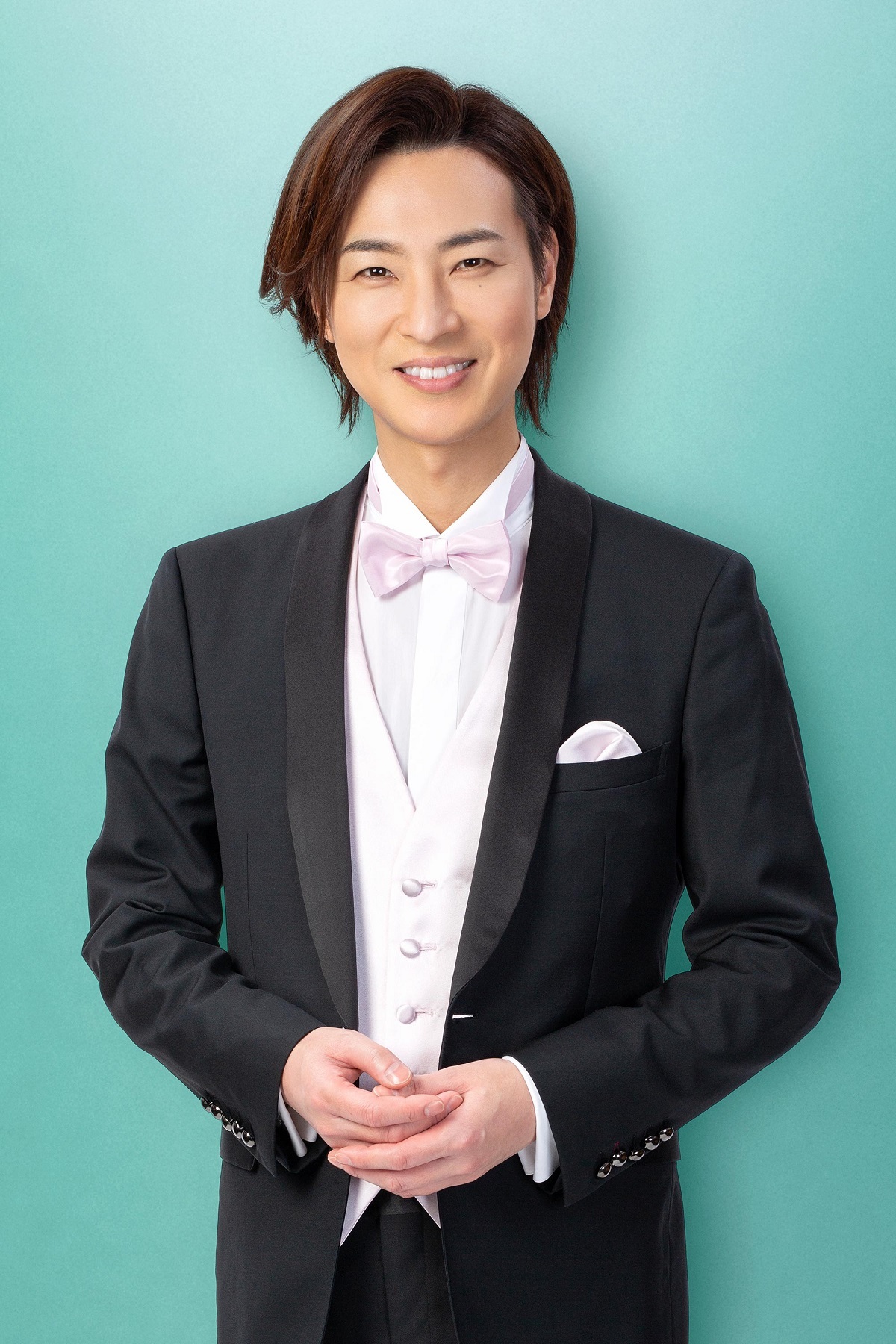 山内惠介、2021年初シングルは王道の演歌「古傷」 カップリング違いの4タイプを2月24日に発売 | SPICE - エンタメ特化型情報メディア  スパイス