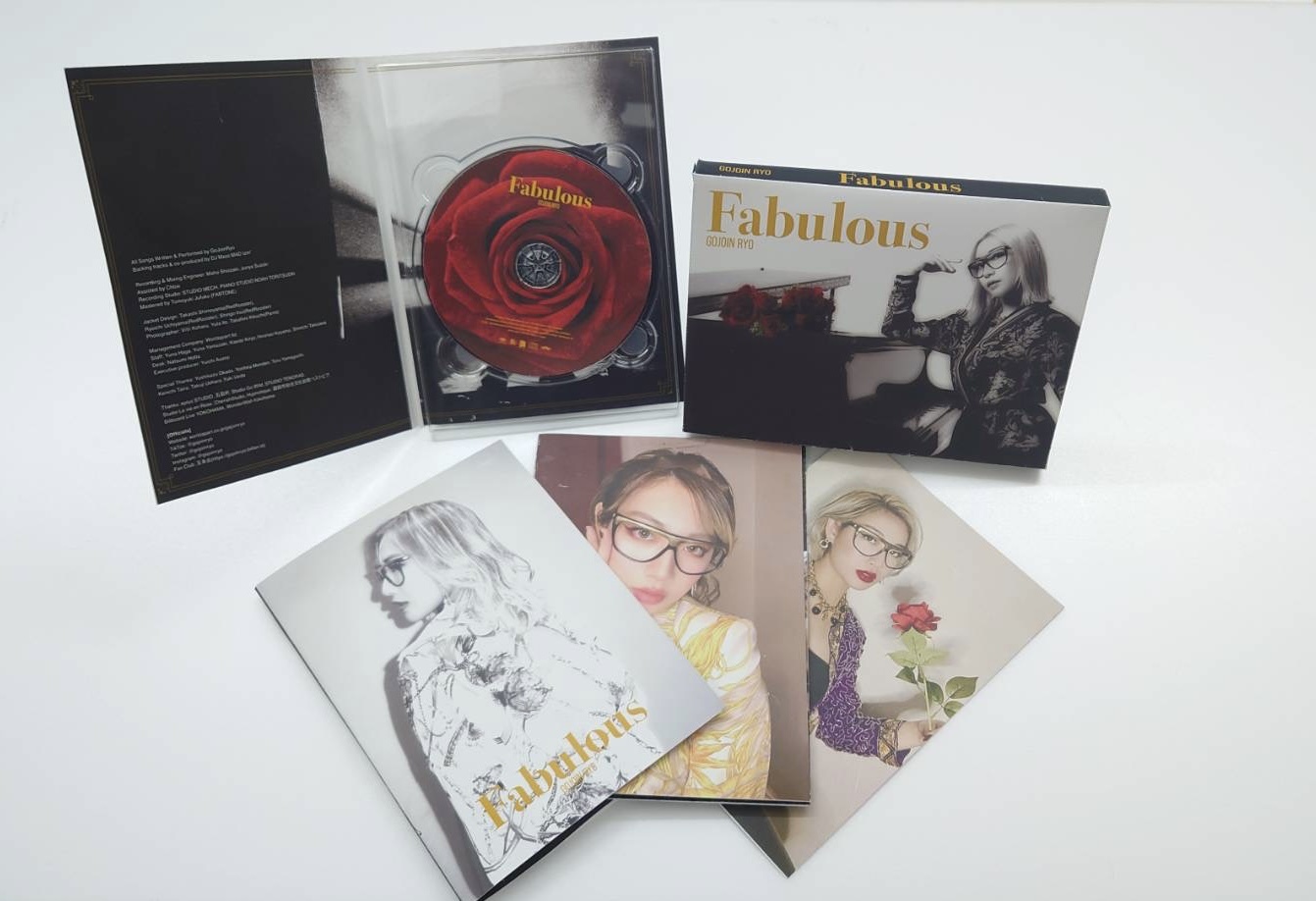 1st Album『Fabulous』フォトブックレット