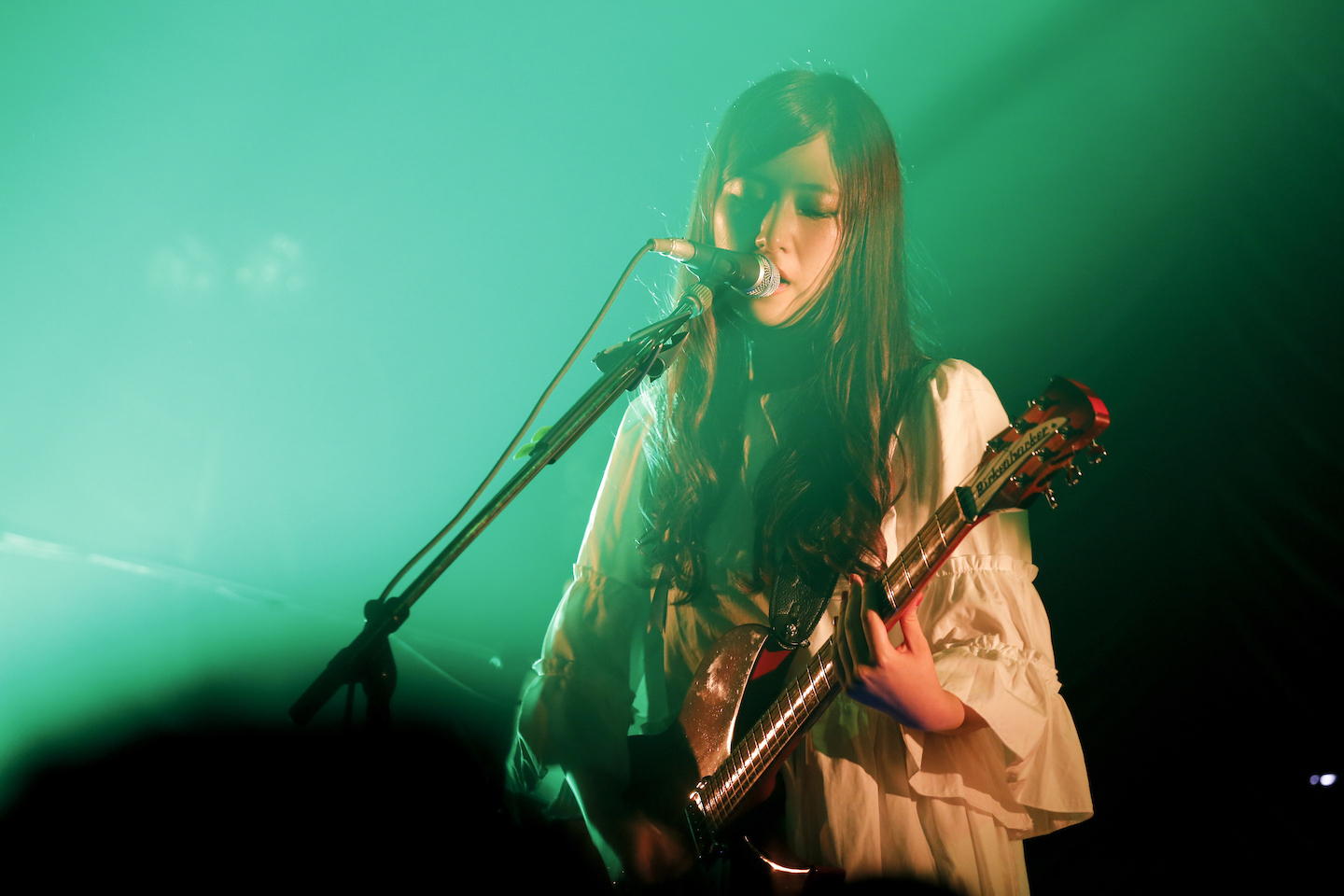 GLIM SPANKY　Photo by KAMIIISAKA HAJIME