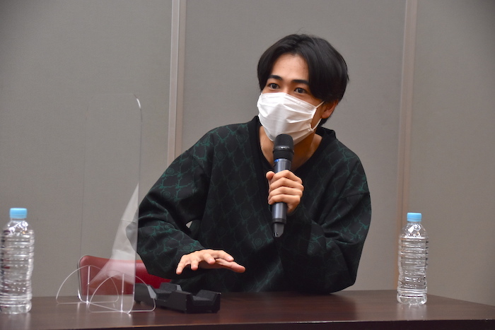 成田凌