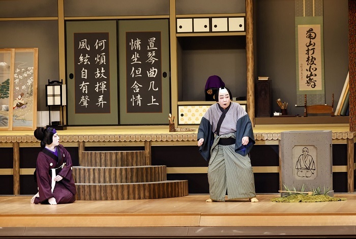 『傾城反魂香』中村梅玉（右）、中村梅枝（左） （C）松竹