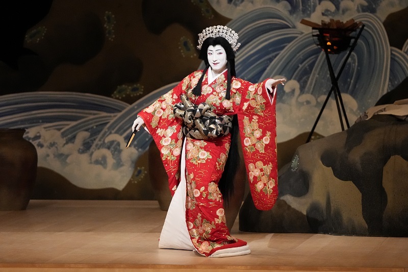 第二部『日本振袖始』岩長姫実は八岐大蛇=中村七之助 ／(C)松竹