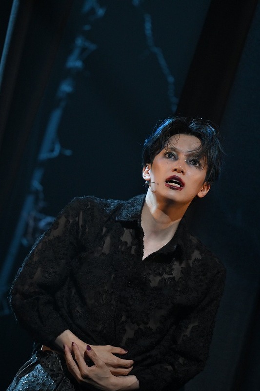 (C)糸川耀士郎 俳優10周年記念 １人音楽劇「夜啼鳥」製作委員会