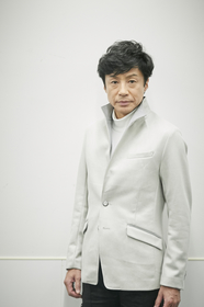 東山紀之「こんな家族の愛の形もあるんだと感じていただけたら嬉しい」ーー岡本圭人と共演する舞台『チョコレートドーナツ』で伝えたい家族の愛の形