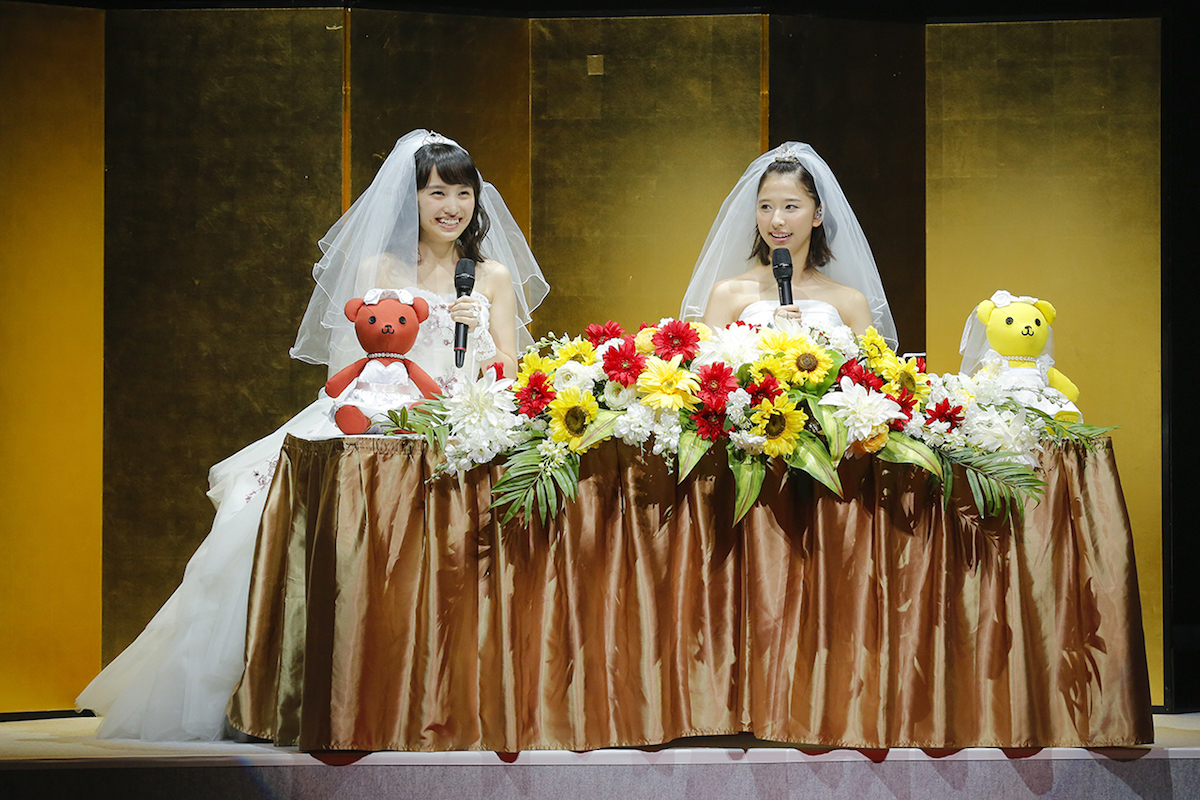 ももいろクローバーZ・百田夏菜子、玉井詩織 photo by HAJIME KAMIIISAKA