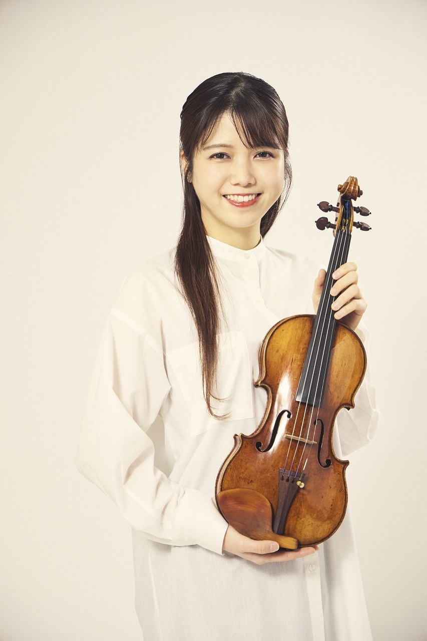 ヴァイオリン演奏 髙木凜々子