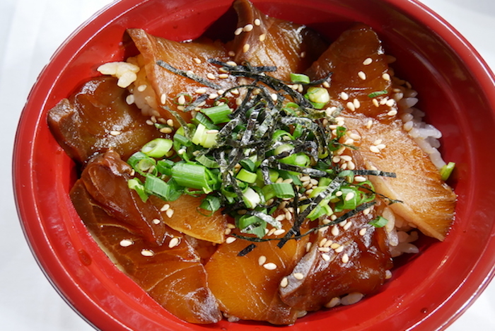 豊後水道寒ブリ漬け丼(大分県)