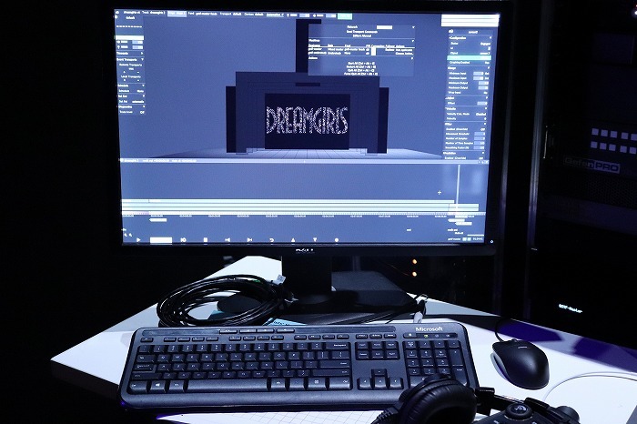 ステージ上のLEDの文字を制御するPC