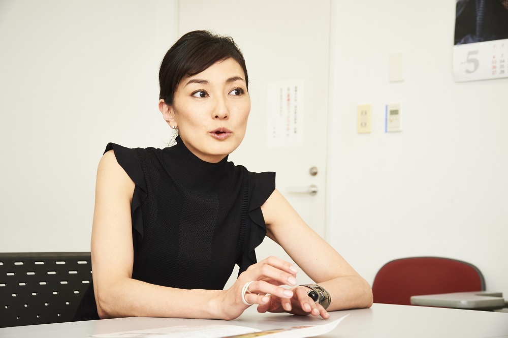 板谷由夏
