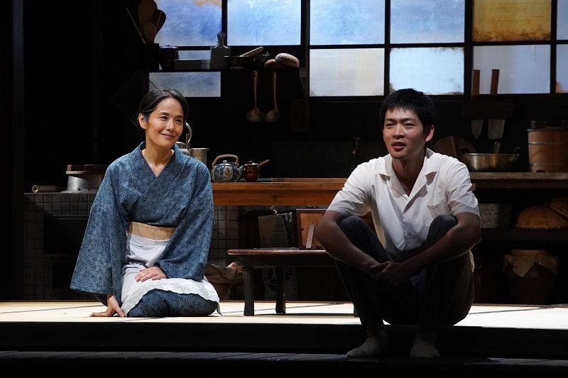 こまつ座『母と暮せば』（2018年版） 　　　　　　 撮影：宮川舞子