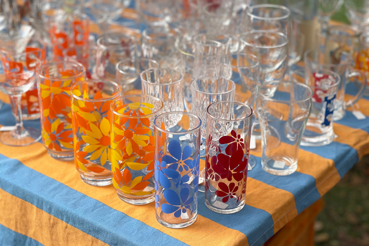 『東京蚤の市’25 AUTUMN』会場風景より