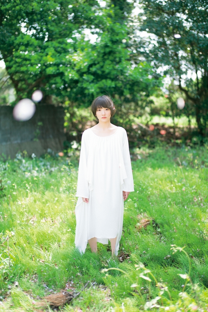 乃木坂46・生駒里奈 「B.L.T.2018年6月号」(東京ニュース通信社刊)