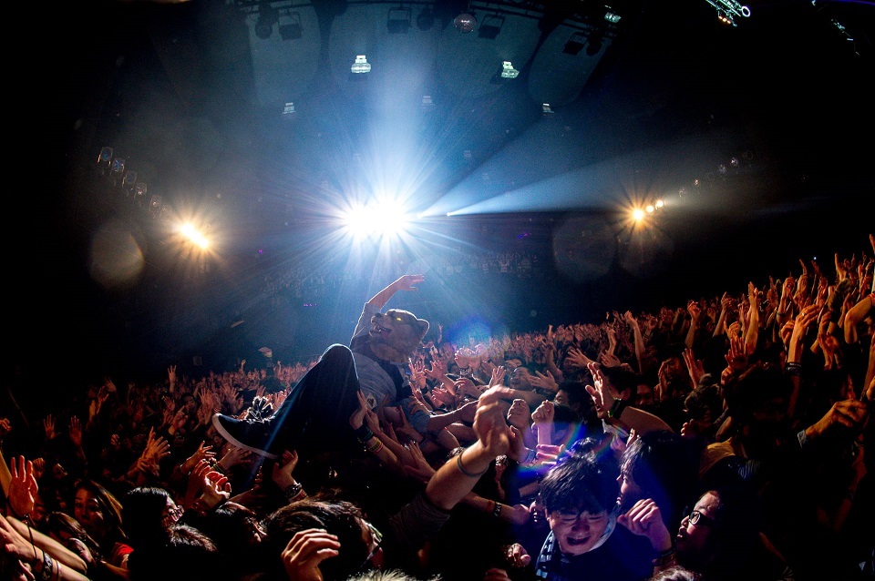 MAN WITH A MISSION　photo by Daisuke Sakai (FYD inc.)