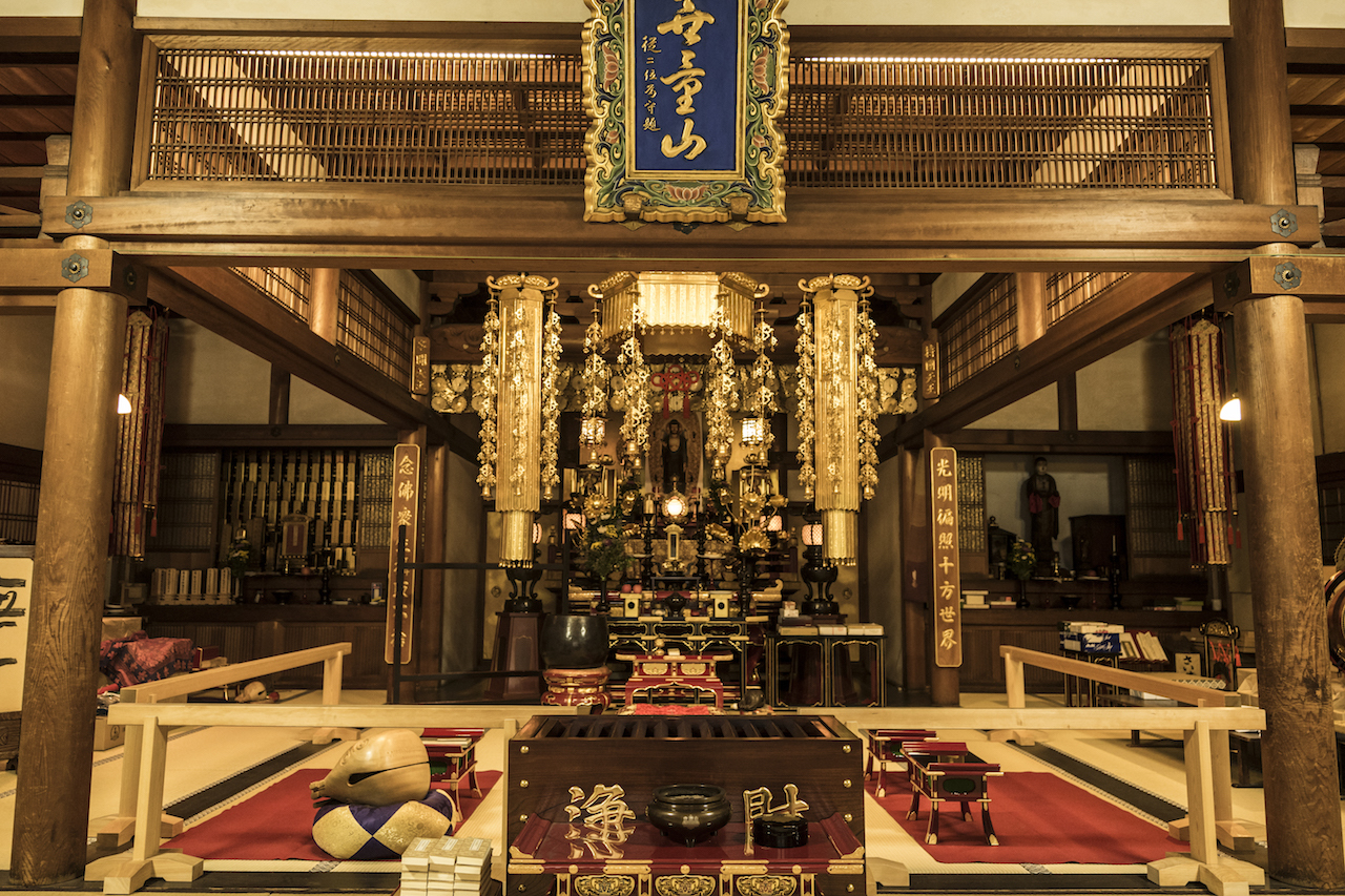 宝蔵寺の本堂