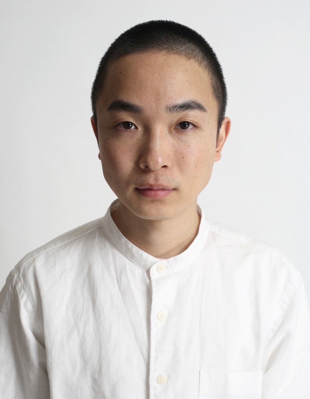 鈴木三点倒立