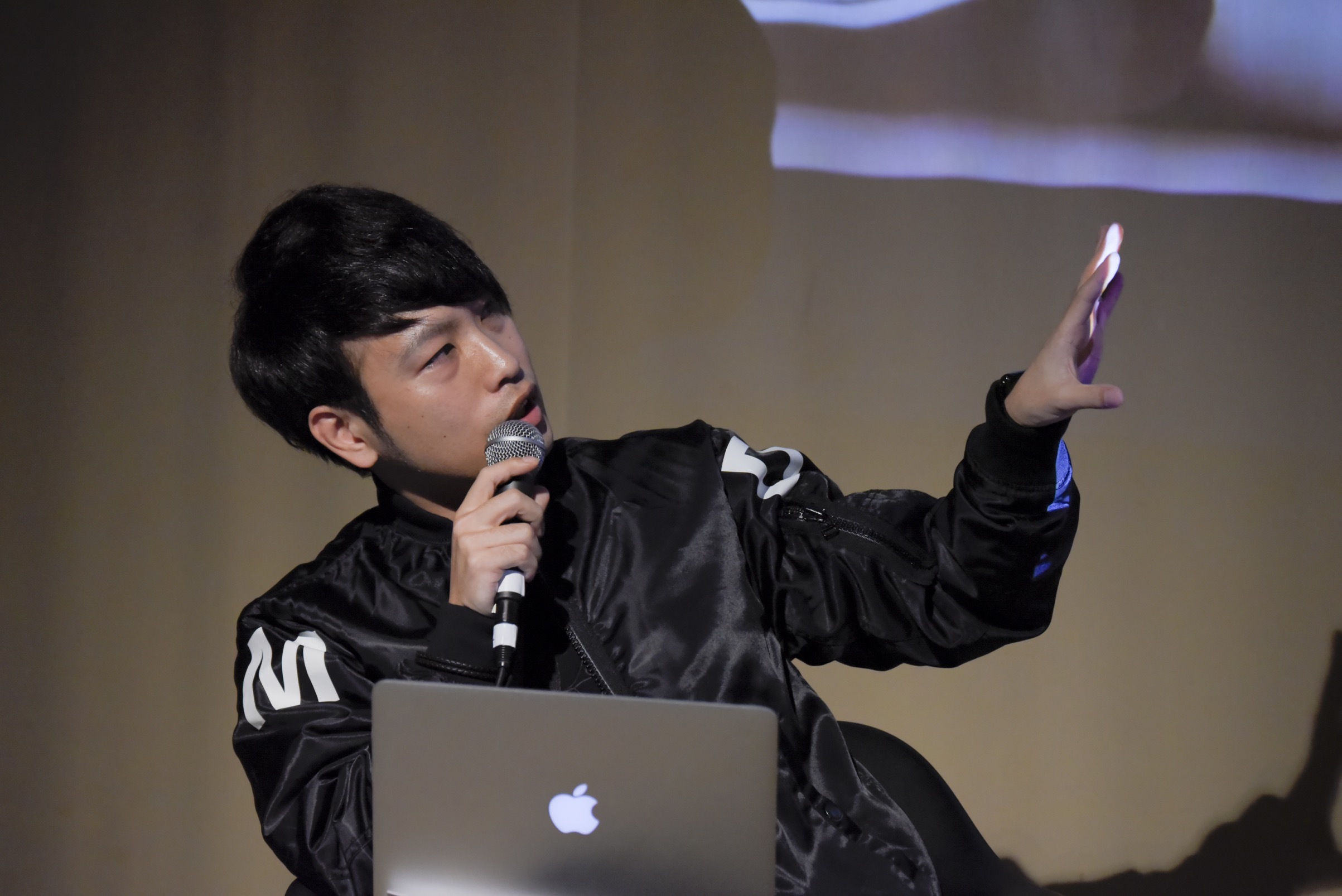 YKBX photo by 小見山峻