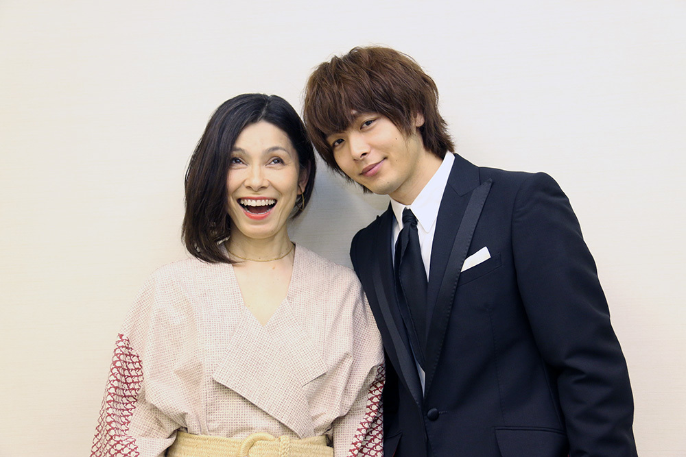 聖子さん、照れ隠しなのかこんな顔に！