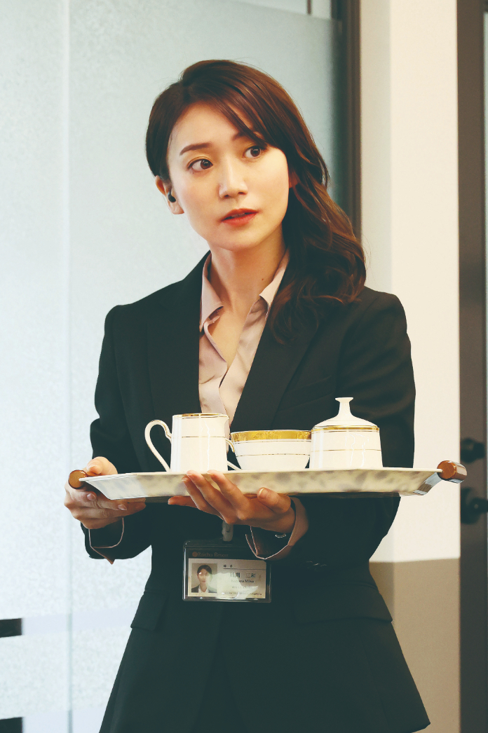 （C）2022「七人の秘書 THE MOVIE」製作委員会