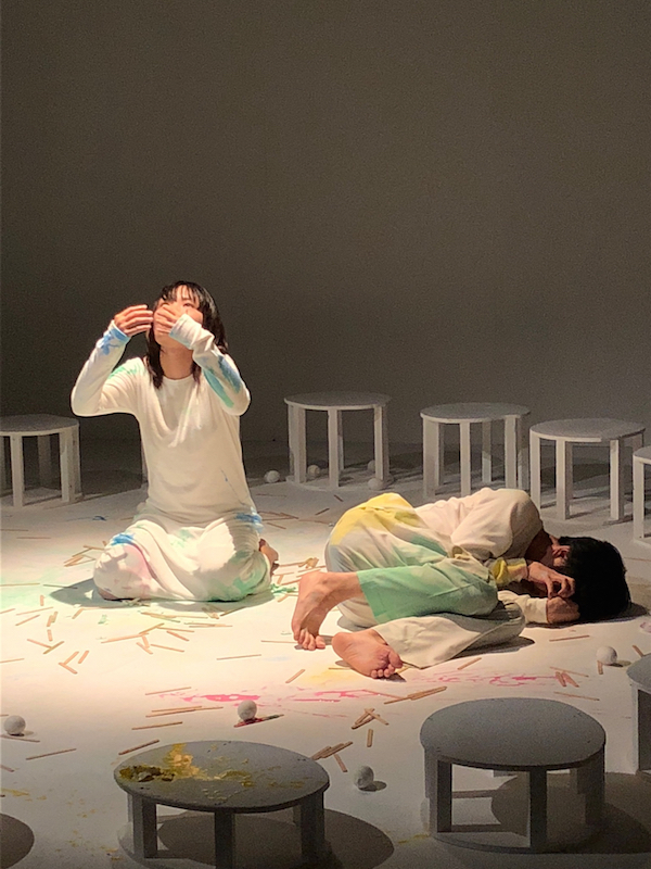 出演作のひとつ、劇団さよなら『はやくいかなくちゃ』より