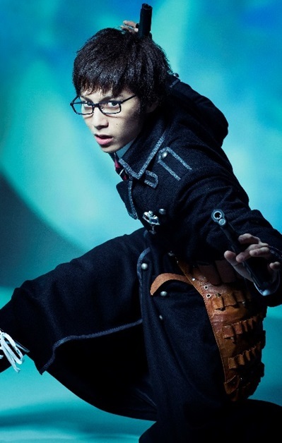 奥村雪男役：宮崎秋人 (C)2017加藤和恵／集英社・舞台「青の祓魔師」プロジェクト