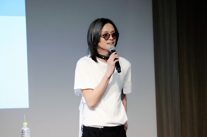 三浦涼介 撮影：こむらさき
