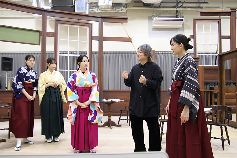 悪童会議 第三回公演『見よ、飛行機の高く飛べるを』稽古場より