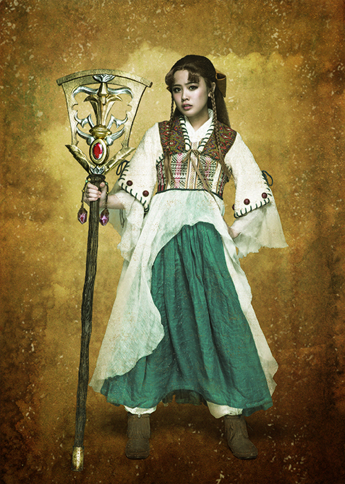 (C) SQUARE ENIX CO., LTD. All Rights Reserved. ILLUSTRATION : TOMOMI KOBAYASHI ／Produced By ”Romancing SaGa THE STAGE” Production Committee