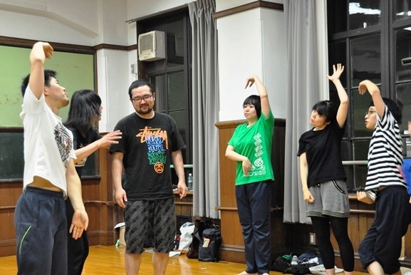 京都に残った男肉たちは新人団員を入れて公演を行おうとするが…。
