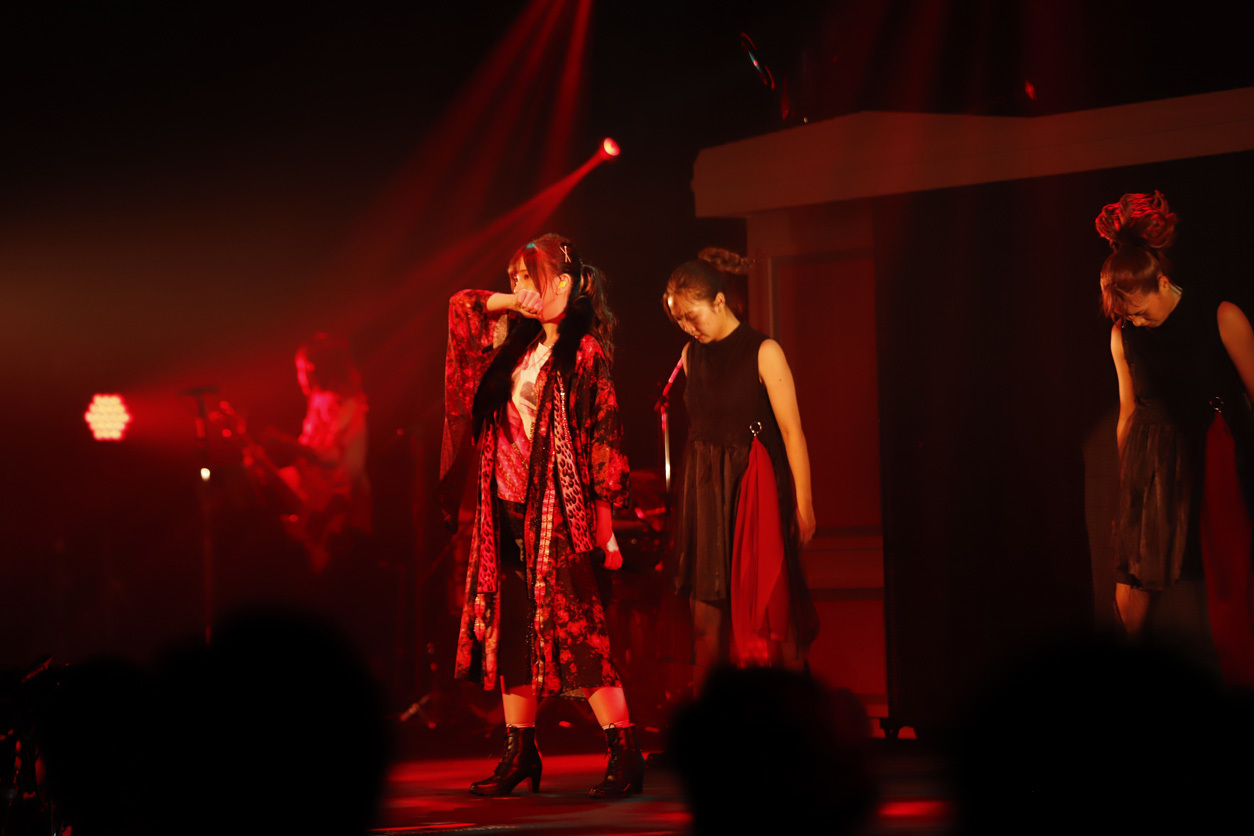 鬼頭明里が 紅蓮華 をカバー 1st Live Tour大阪公演のセットリスト オフィシャルレポートが到着 Spice エンタメ特化型情報メディア スパイス