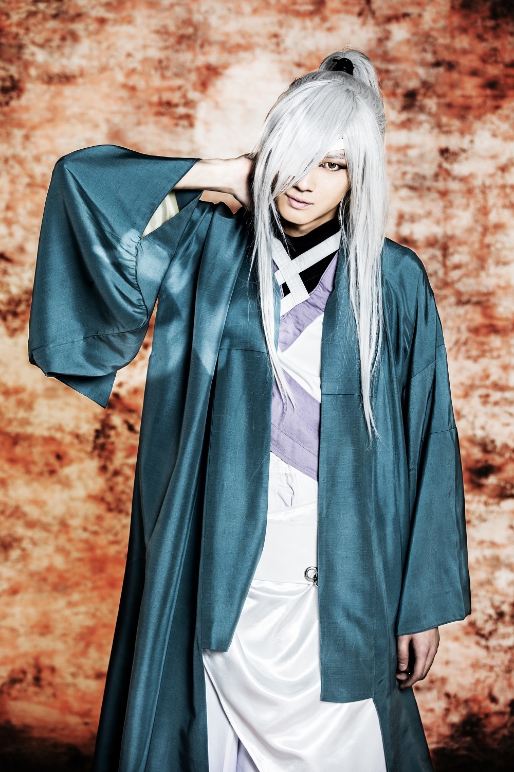 ⼩坂涼太郎（伊達政宗 役） (C) 霜⽉かいり・KADOKAWA / 2018 舞台「BRAVE10〜燭〜」製作委員会
