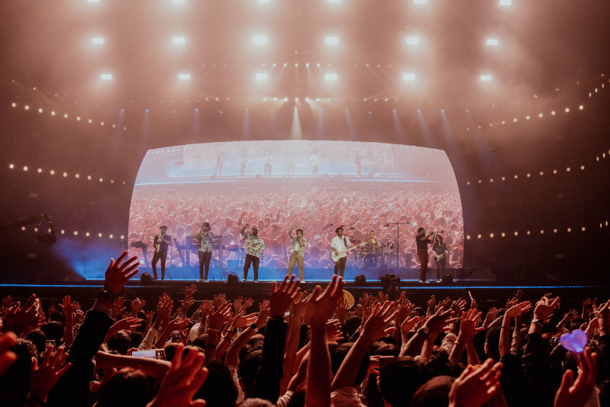 『Bruno Mars Japan Tour 2022 / ブルーノ・マーズ・ツアー・ニーゼロニーニー』2022年0月30日 東京ドーム