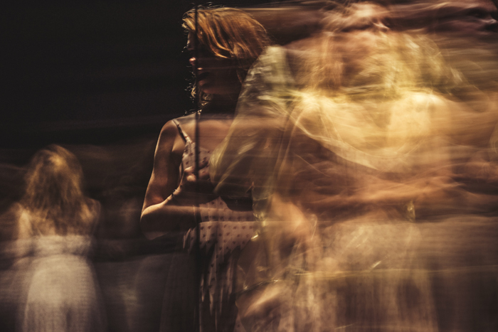 Billie Piper (Her) in Yerma at the Young Vic by Johan Persson
