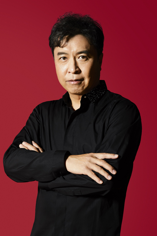 小曽根真 　（photo Kazuyoshi Shimomura (AGENCE HIRATA)）