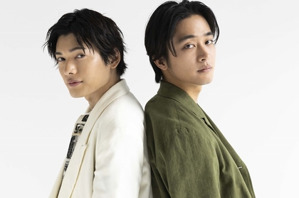 「新作のような気持ちで挑みたい」～崎山つばさ×佐藤寛太が語る『サンソン―ルイ16世の首を刎ねた男―』への意気込み