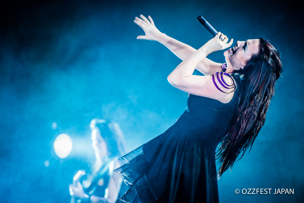 EVANESCENCE