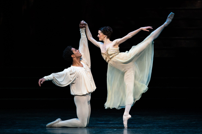 Marcelino Sambé as Romeo and Anna Rose O'Sullivan as Juliet in Romeo and Juliet, The Royal Ballet  © 2019 ROH. Photograph by Helen Maybanks