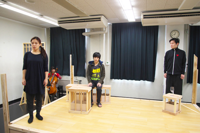 ブス会＊「男女逆転版・痴人の愛」稽古場より 撮影：曳野若菜