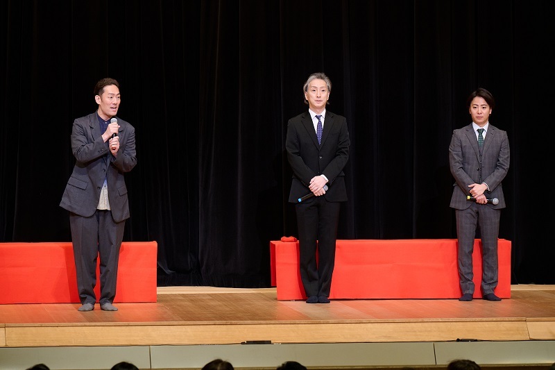 （左から）中村勘九郎、中村七之助、中村鶴松