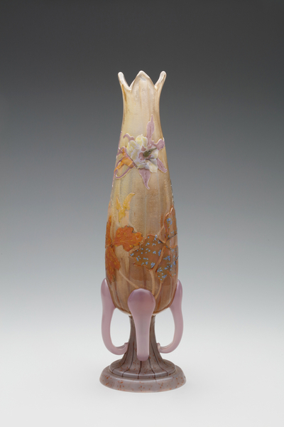 花器「おだまき」　1898-1900年　エミール･ガレ　フランス サントリー美術館（菊地コレクション）