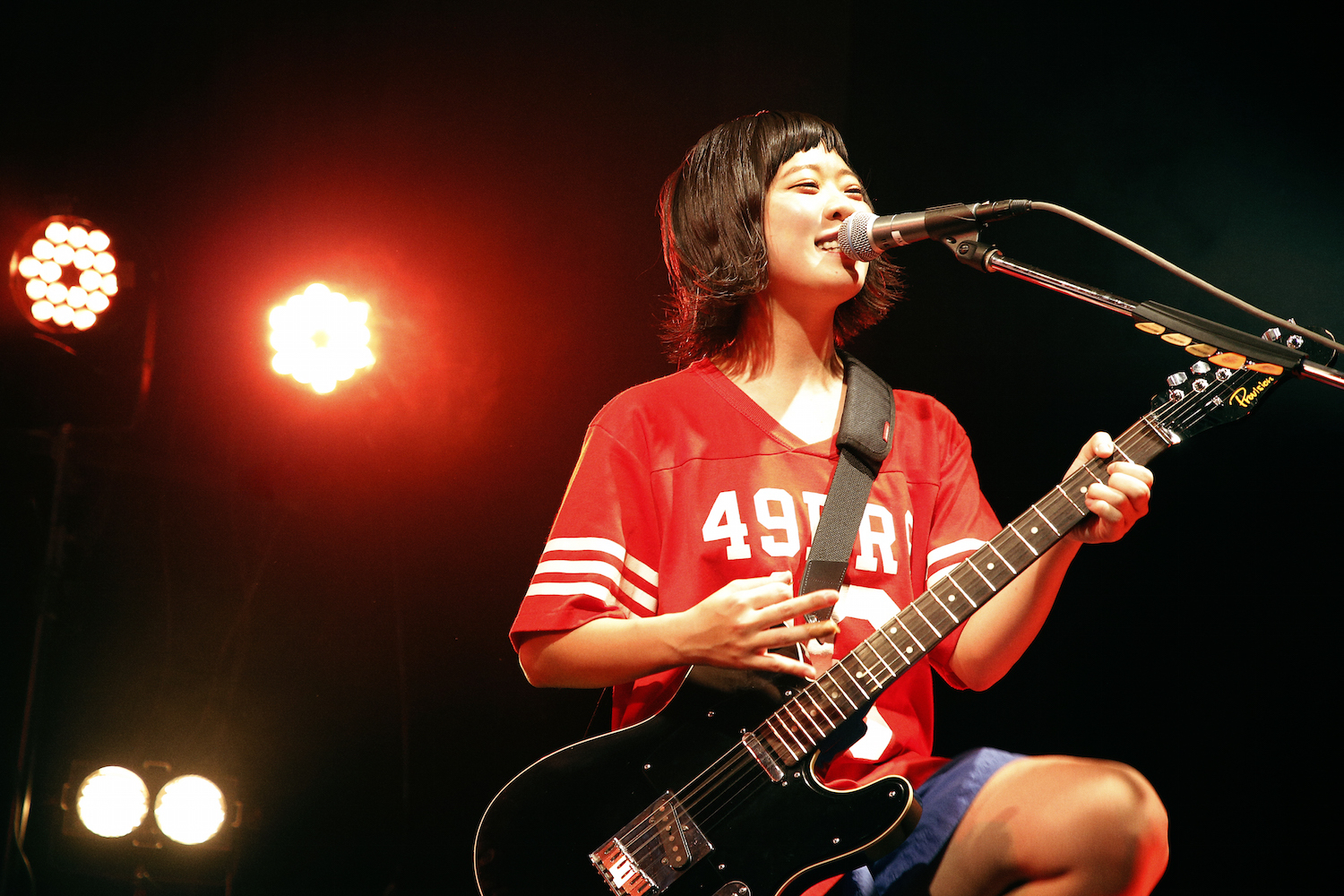 SHISHAMO・宮崎朝子