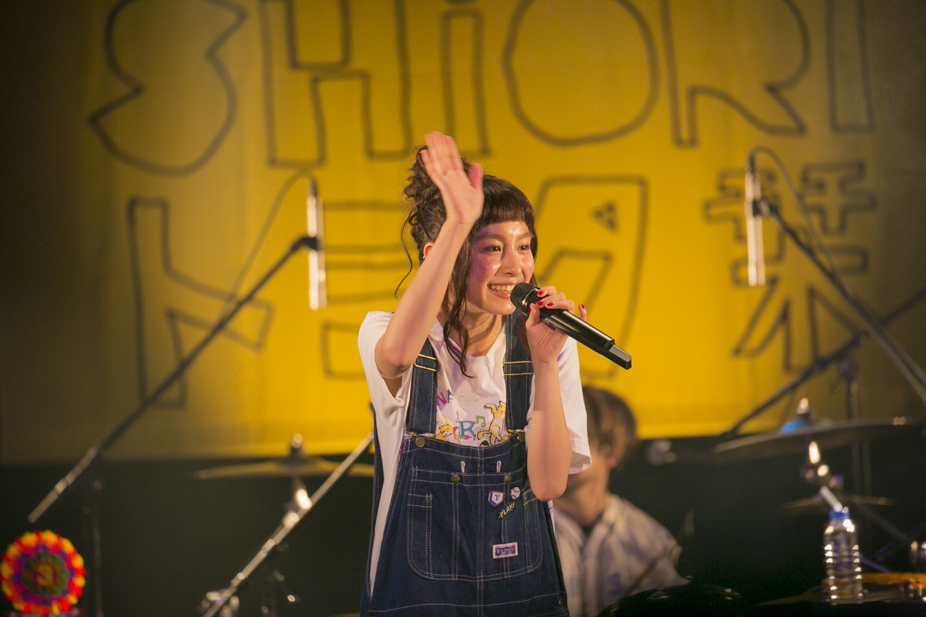 トミタ栞　Photo by Saburo Yoneyama（SignaL）