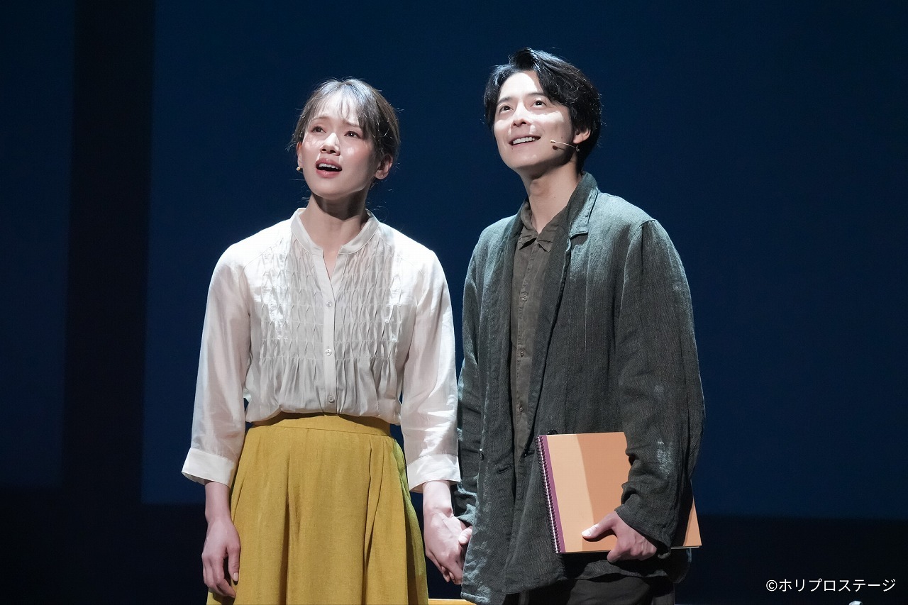 （左より）ソニン（谷口里枝役）、小池徹平（ある男・X役） 　　　　　　　　撮影：田中亜紀