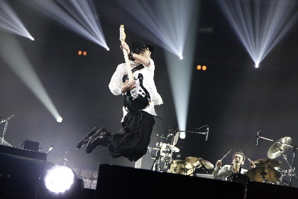 Amazon.co.jp: RADWIMPS マフラー 胎盤ツアー グッズ : ファッション