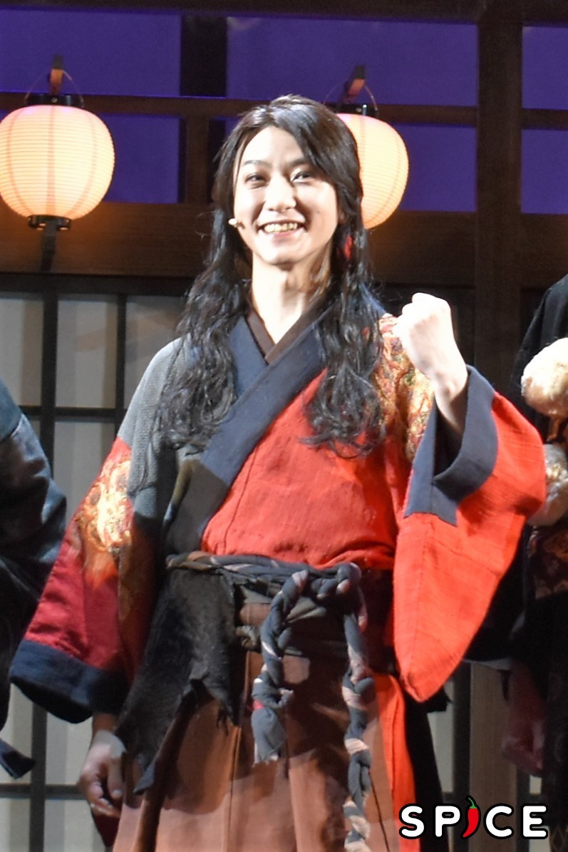 舞台『死神遣いの事件帖 -幽明奇譚-』会見より　鈴木拡樹
